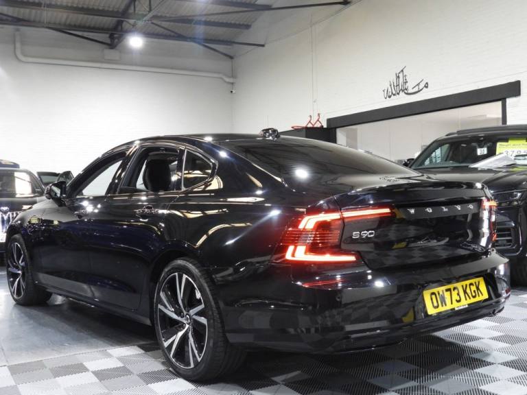 2023 73 VOLVO S90 2.0H T8 RECHARGE 18.8KWH PLUS SALOON 4DR PETROL PLUG-IN HYBRID