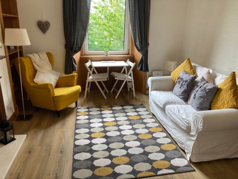 Great one bedroom flat just off Leith Walk