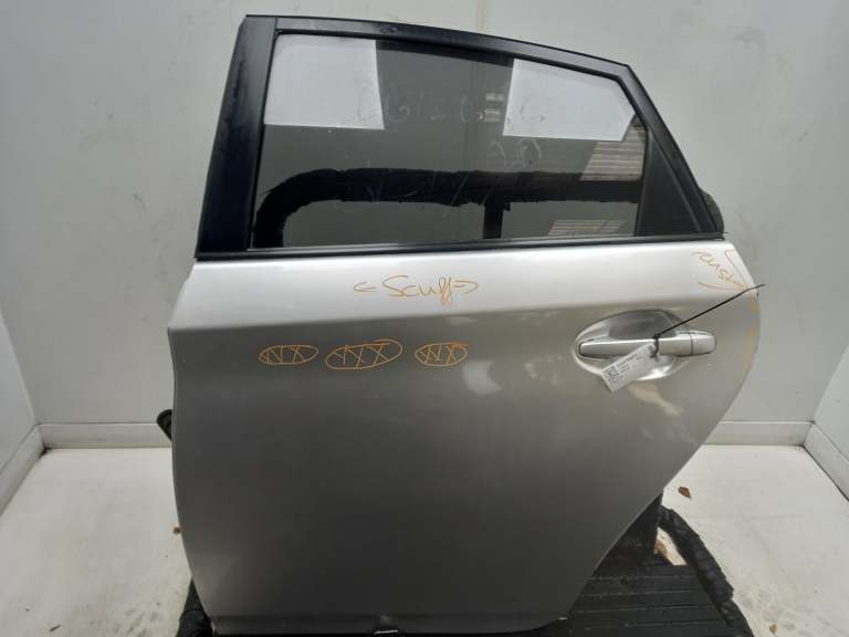 Toyota Prius Left Rear Door N/S 2009-2015 1f7 5 Door Hatchback