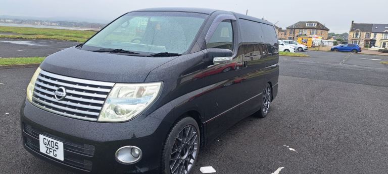 NISSAN ELGRAND HIGHWAY STAR AUTOMATIC
