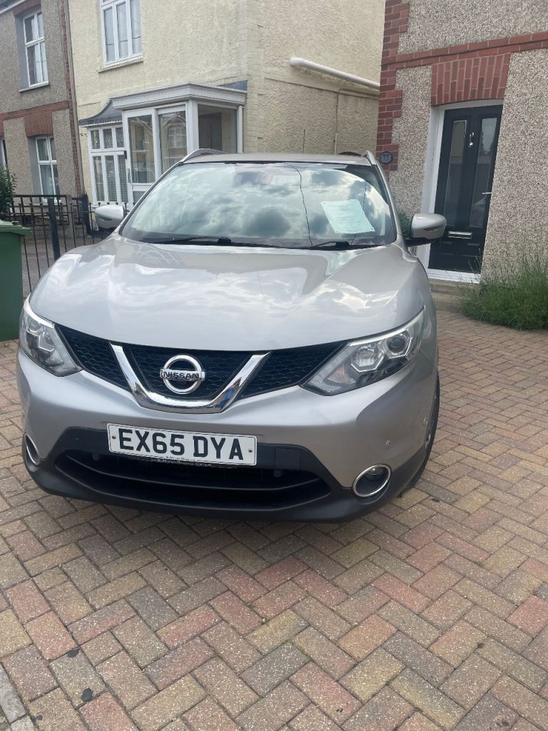 Nissan, QASHQAI, Hatchback, 2015, Manual, 1461 (cc), 5 doors