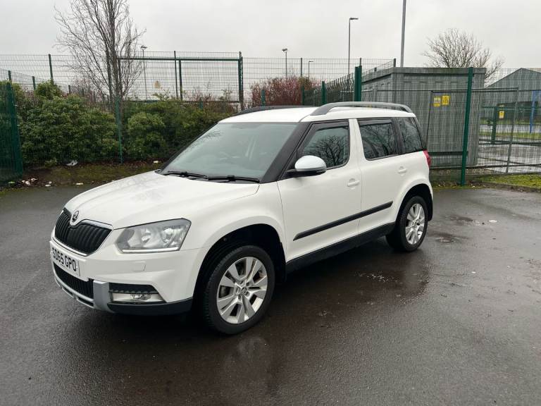 Skoda, YETI 4x4 OUTDOOR, Hatchback, 2015, Manual, 1968 (cc), 5 doors