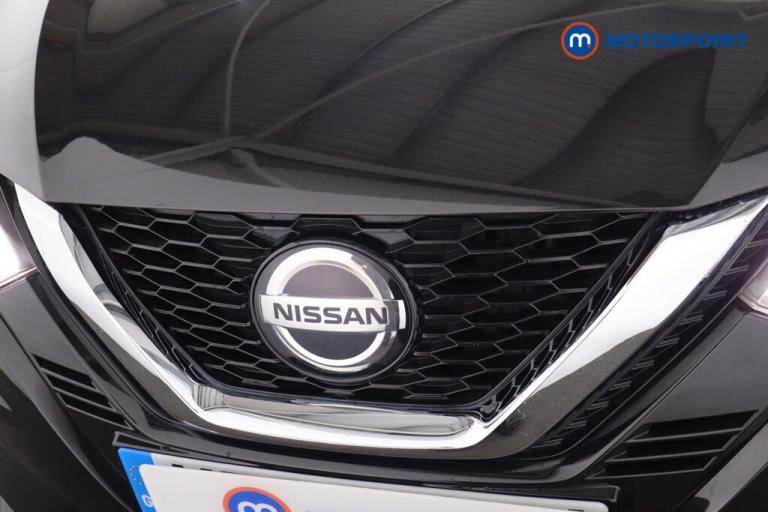 2020 Nissan Qashqai 1.3 DiG-T N-Connecta 5dr [Glass Roof Pack] SUV Petrol Manual
