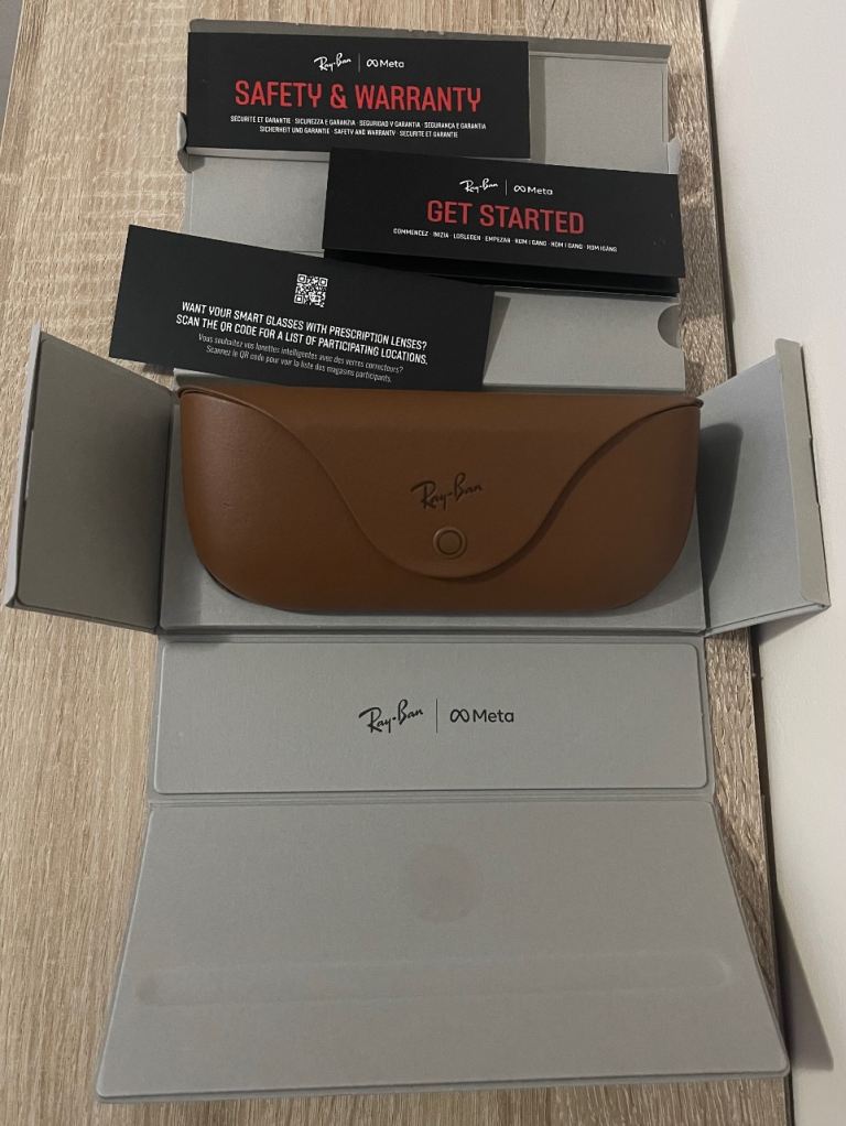 Meta Rayban - Wayfarer Large - Like New! £200