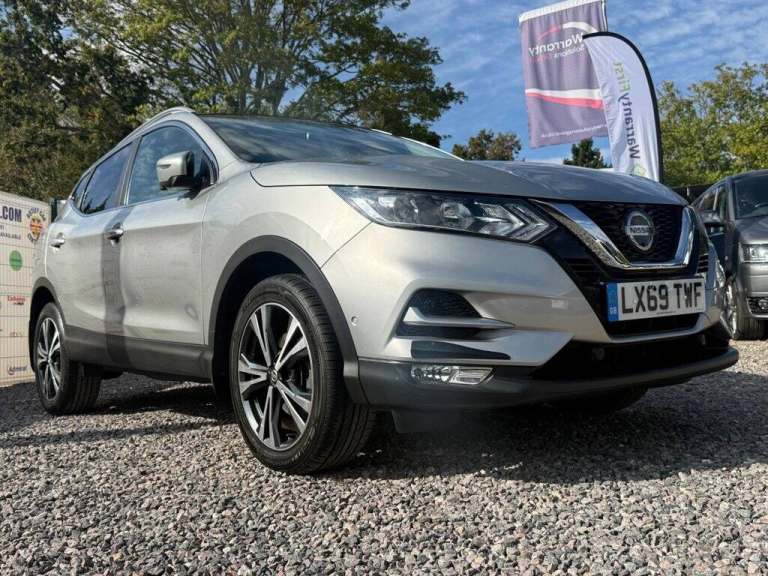 2019 Nissan Qashqai 1.3 DiG-T N-Connecta 5dr HATCHBACK PETROL Manual