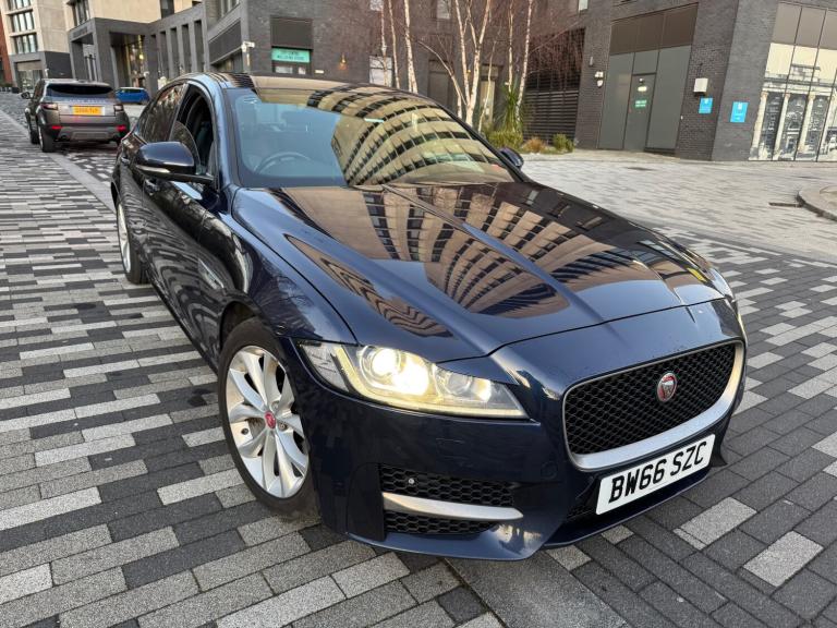2017 JAGUAR XF R - SPORT 2.0 DIESEL AUTOMATIC 4dr SALOON BLUE + £35 ROAD TAX