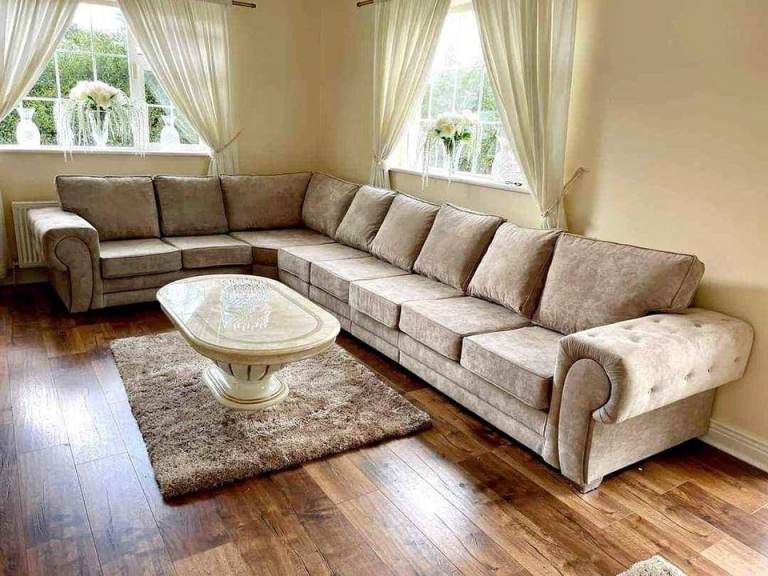 🤍 Large Beige Verona Corner Sofa | 8 Seater L-Shaped | Classic Rolled Arms