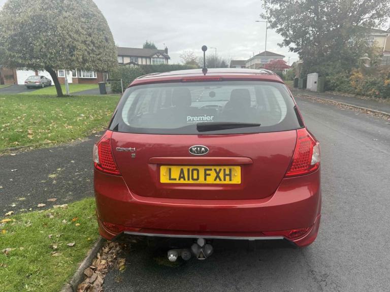 2010 Kia Ceed 1.6 3 5dr HATCHBACK Petrol Manual