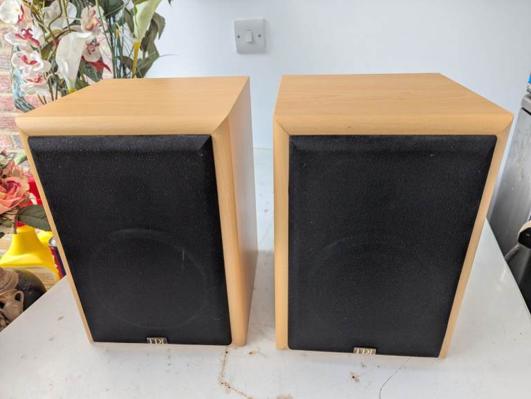 TDL NUCLEUS 2 SPEAKERS 