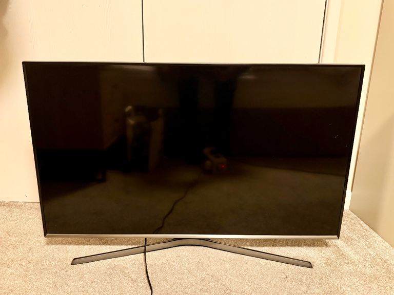 image for SAMSUNG 43” Smart TV