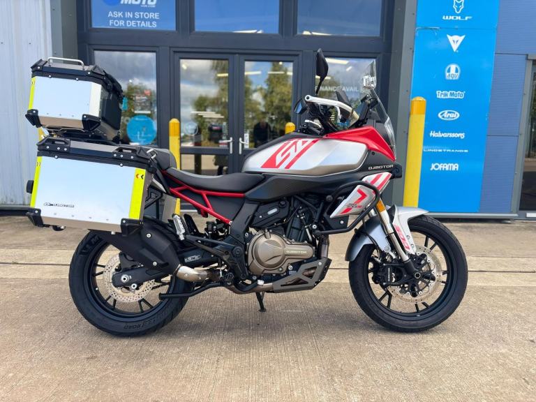 2025 QJMOTOR SRT 600 S - 9k Miles - Full Luggage