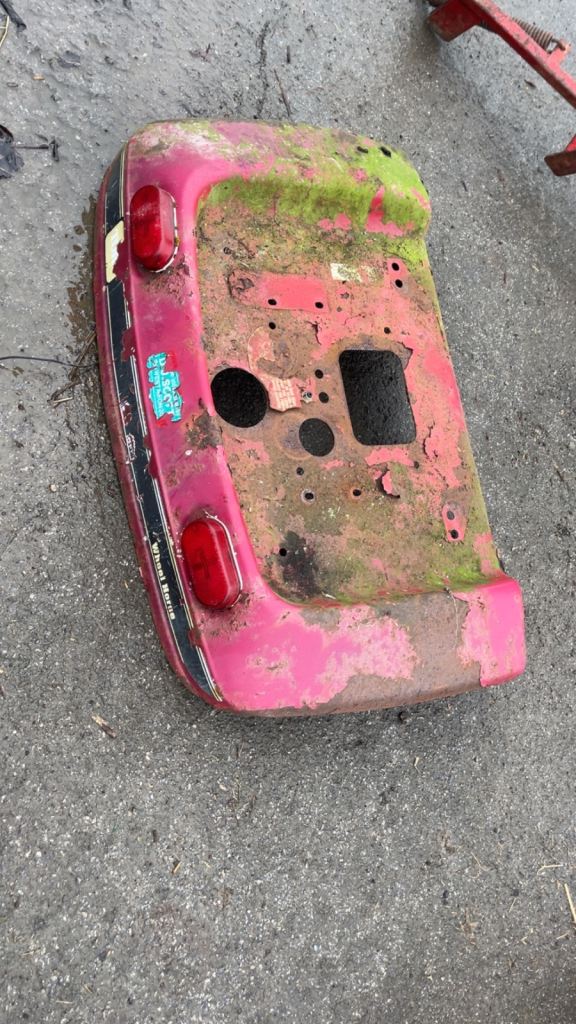 Wheelhorse toro garden tractor rear panel