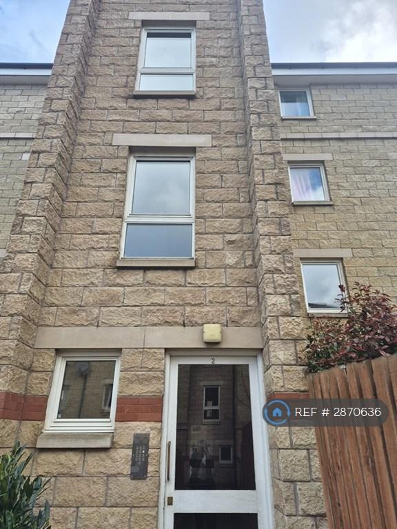 2 bedroom flat in Dryden Gait, Edinburgh, EH7 (2 bed) (#2870636)
