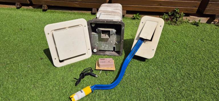 CARVER CASCADE 2 gas water heater for caravan boat motorhome camper.