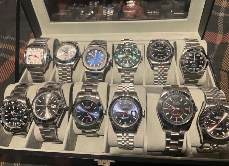 * READ DESCRIPTION* Men’s fully automatic watches 