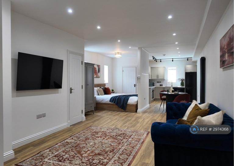 Studio flat in High St, Rushden, NN10 (#2974368)