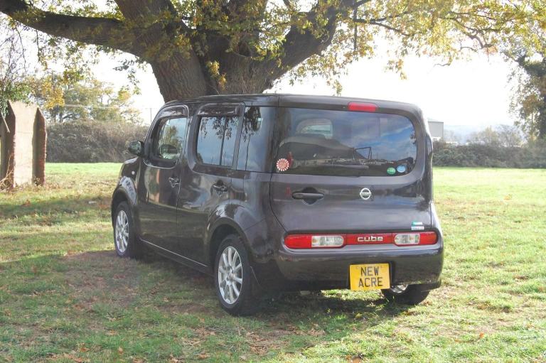 NISSAN CUBE 1.5 AUTOMATIC 2013 Petrol Automatic in Purple