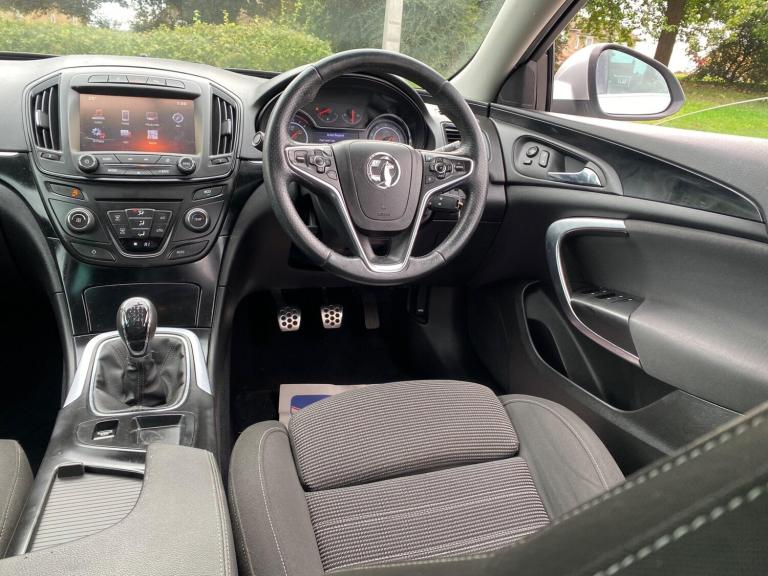 2016 Vauxhall Insignia 1.4i Turbo SRi Nav Euro 6 (s/s) 5dr HATCHBACK Petrol Manual