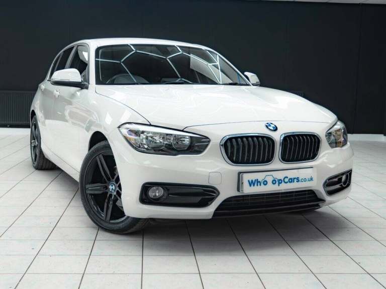 2016 BMW 1 Series 116d Sport 5dr [Nav] HATCHBACK DIESEL Manual