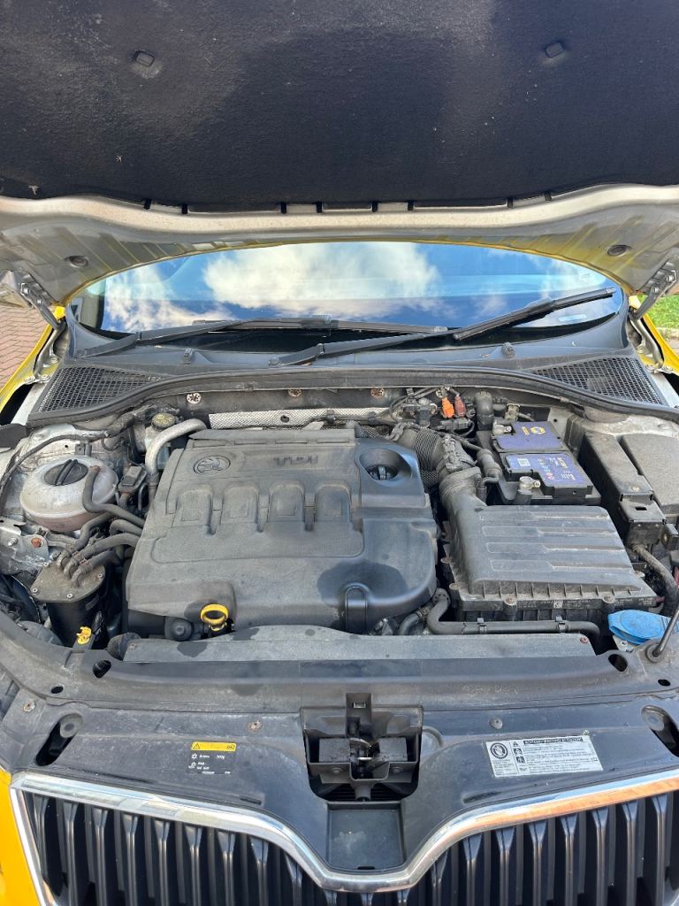 Skoda, OCTAVIA, Estate, 2014, Manual, 1598 (cc), 5 doors