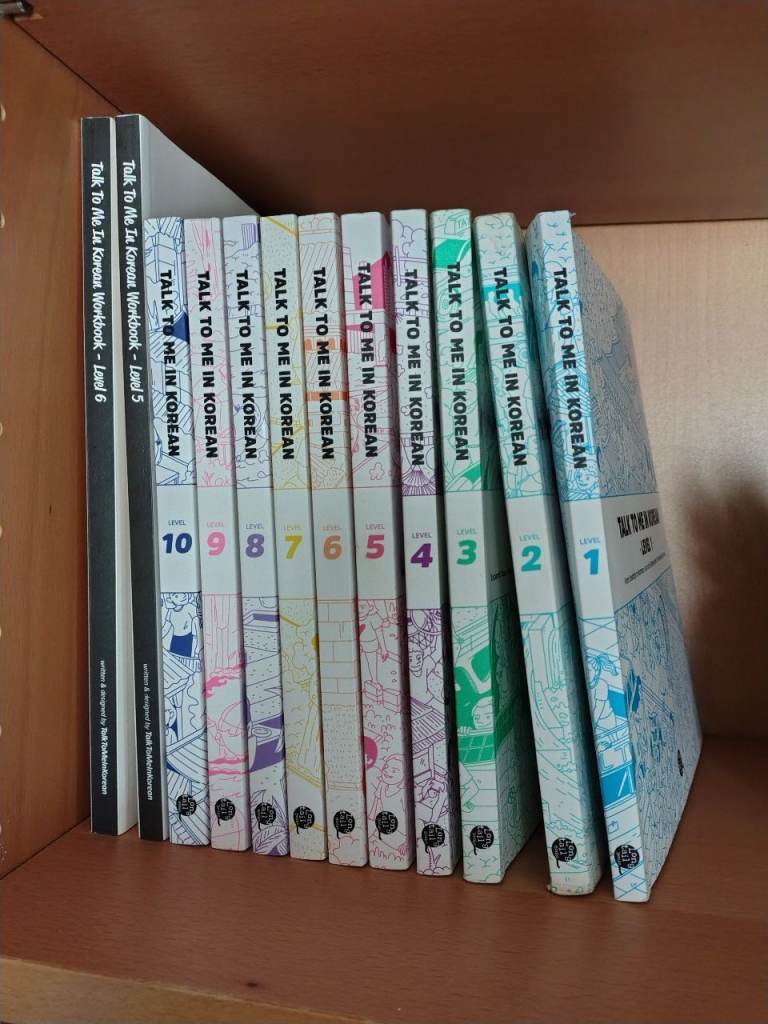 Talk to me in korean complete set 