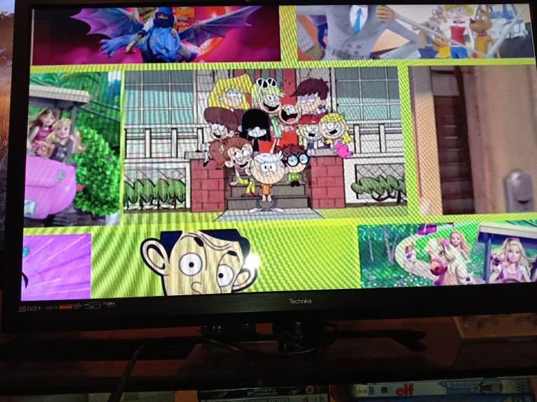 Technika 24 inch led freeview tv 