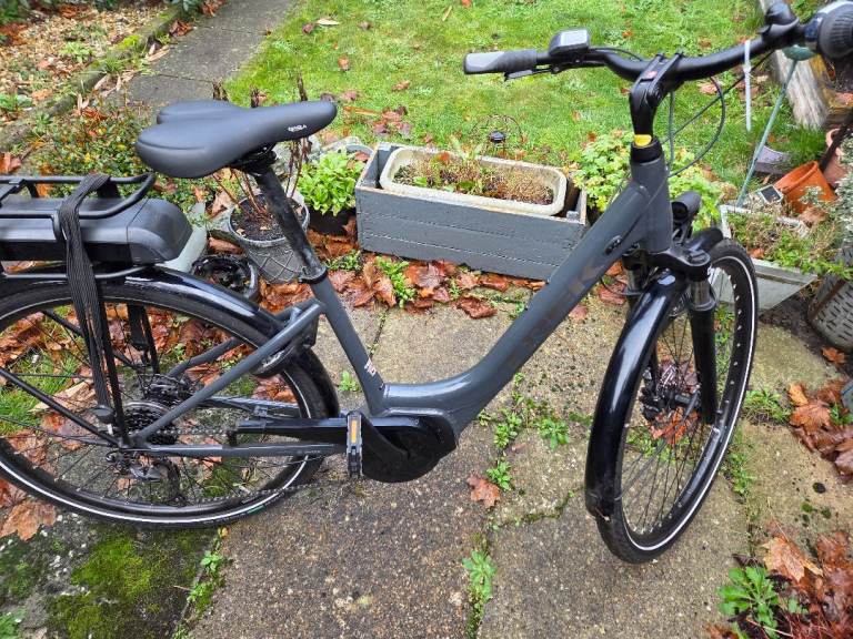 image for Trek Verve+ 1 Lowstep 400wh Electric Hybrid Bike 2025 in Blue