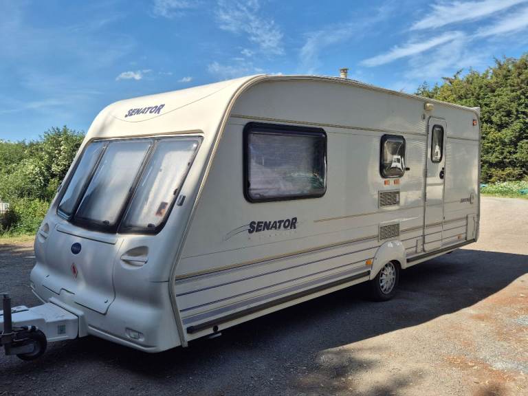 Bailey senator 2001 4 berth caravan 