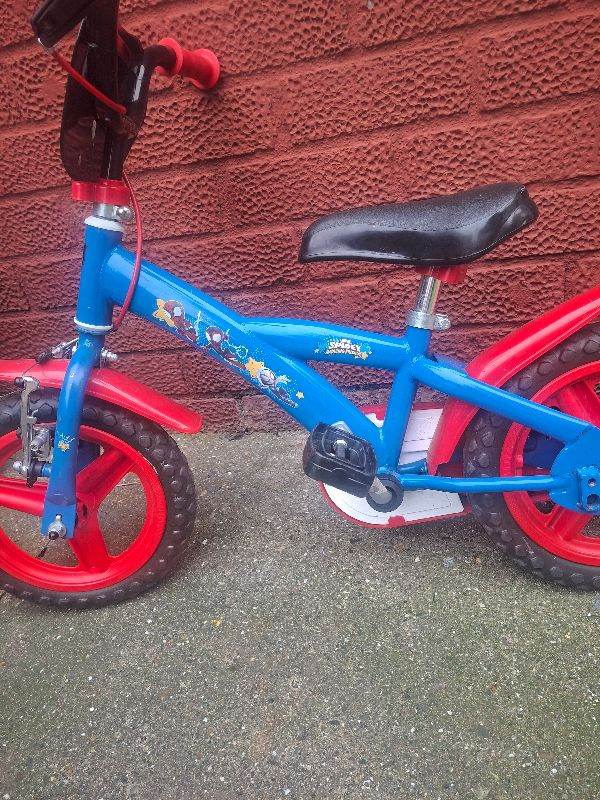 Spiderman toddler bike 12 inch wheels 