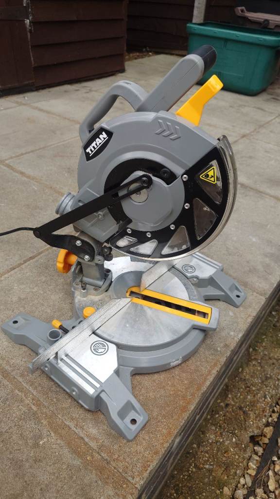 TITAN CHOP SAW 