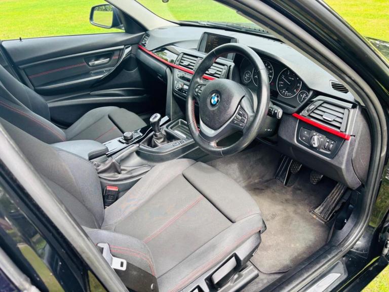 BMW 3 SERIES 2.0 320d Sport Euro 5 (s/s) 4dr 2012