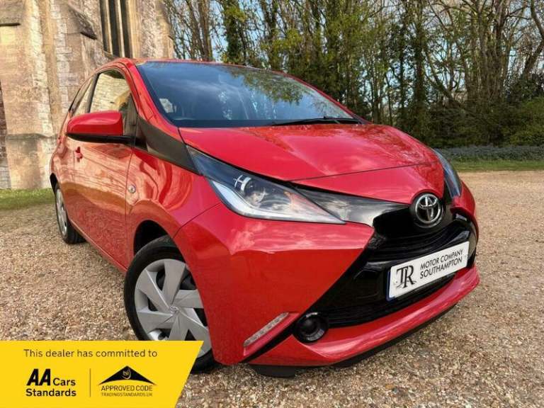 2018 Toyota AYGO 1.0 VVT-i x-play x-shift Euro 6 5dr HATCHBACK Petrol Automatic