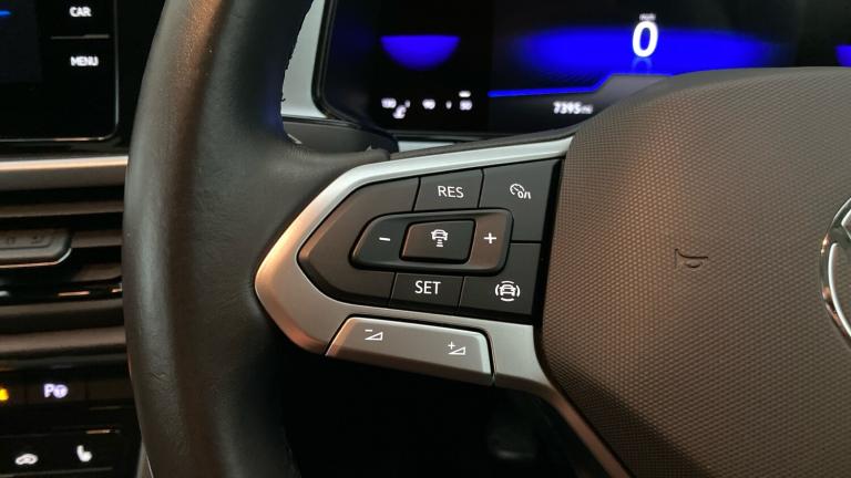 2022 Volkswagen T-Roc 1.0 TSI Life 5dr HATCHBACK PETROL Manual