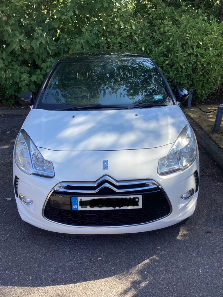 Citroen, DS3, Hatchback, 2013, Manual, 1560 (cc), 3 doors