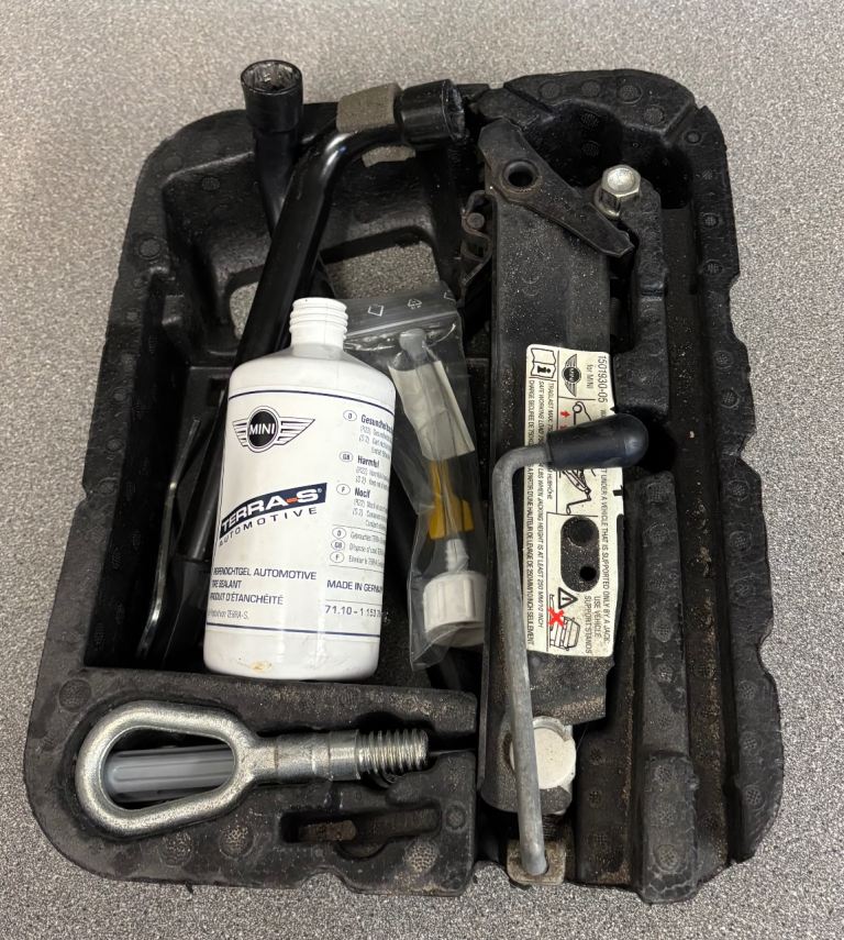 Mini Jack Kit