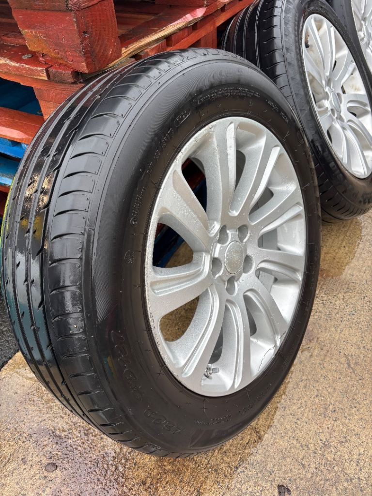 Genuine Land Rover Discovery Sport Alloys, tyres, Wheels 5x108, 18 Inch evoque, Jag 