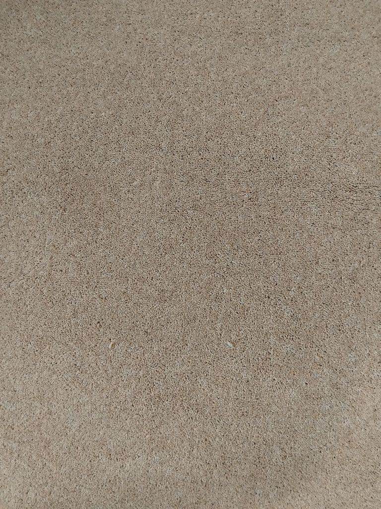 7 Large Remnants Pure New wool Carpet