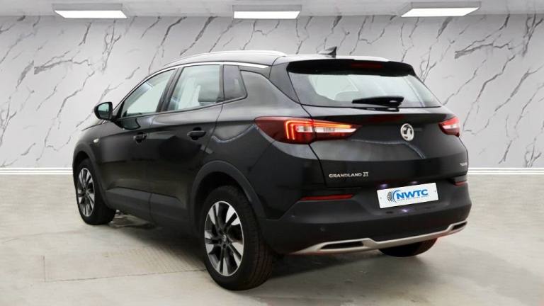 2019 Vauxhall Grandland X *AUTO HATCHBACK Petrol Automatic