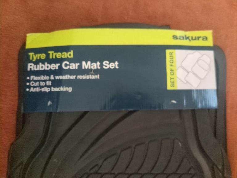 NEW 4Pc Universal Heavy Duty Sakura Tyre Tread Rubber Car Mats Non Slip Washable MK2
