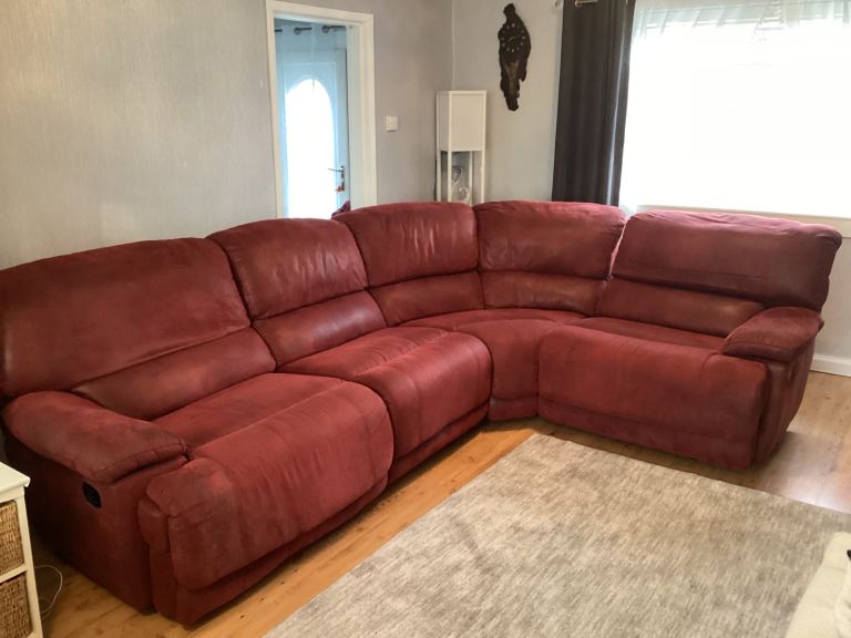Large Red Corner Recliner Sofa – Good Condition