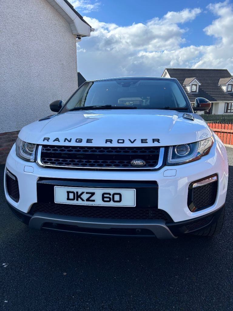 Land Rover, RANGE ROVER EVOQUE, FULL PANORAMIC ROOF Estate, 2016, Manual, 1999 (cc), 5 doors