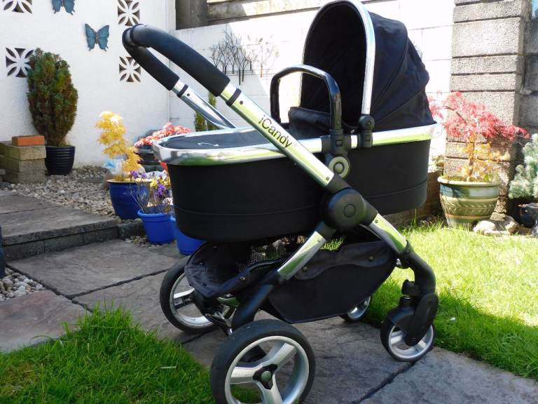 iCandy Peach Black Magic pushchair and carrycot