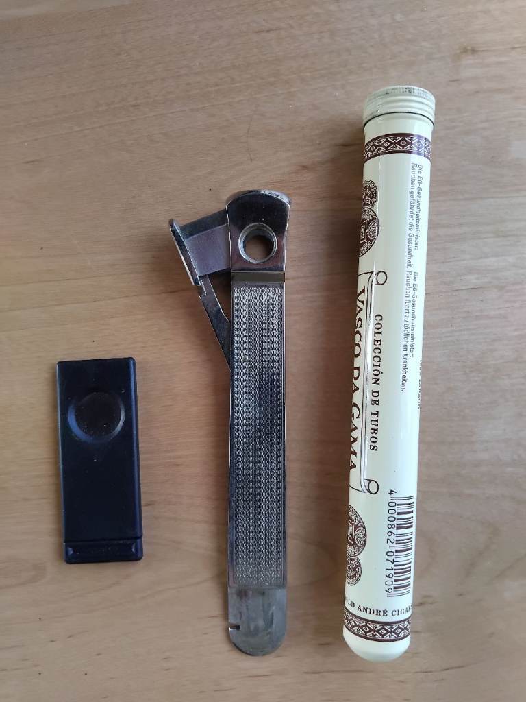 Cuban cigar and cigar cutters