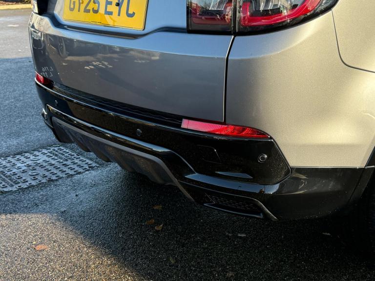 2025 Land Rover Discovery Sport 2.0 D200 Dynamic SE 5dr Auto [7 Seat] ESTATE DIESEL Automatic