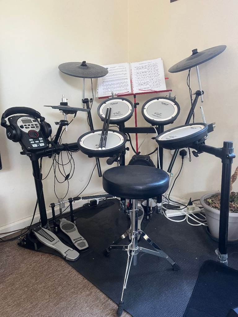 Electronic Drum Kit with Stool – Great Condition