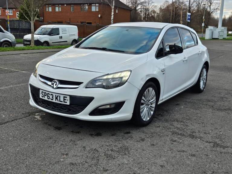 Vauxhall, ASTRA, Hatchback, 2013, Manual, 1598 (cc), 5 doors