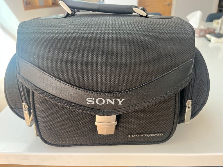 Sony universal Handycam /Camera Cary case with strap