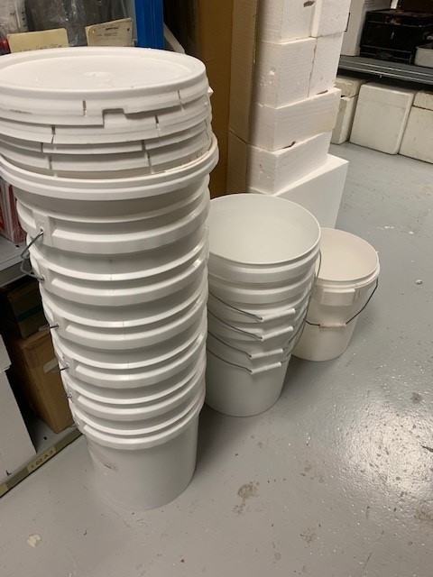 Buckets 