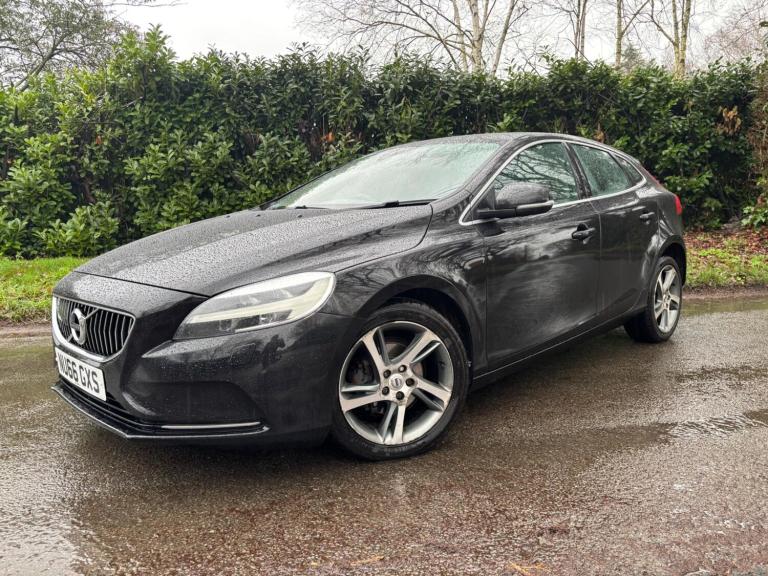 2016 Volvo V40 D2 [120] Inscription 5dr HATCHBACK DIESEL Manual