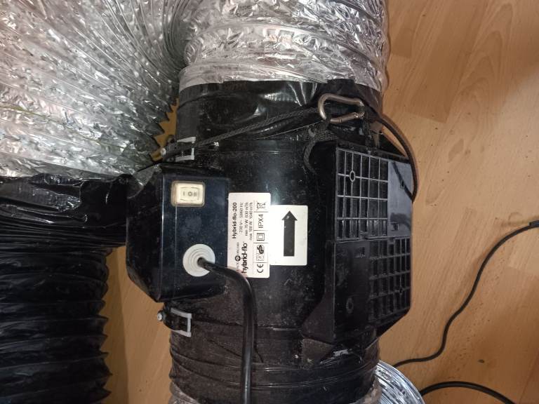 200mm Hydro-B Black Inline Duct Fan & Filter - Good Condition